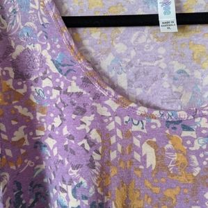 LulaRoe Perfect T